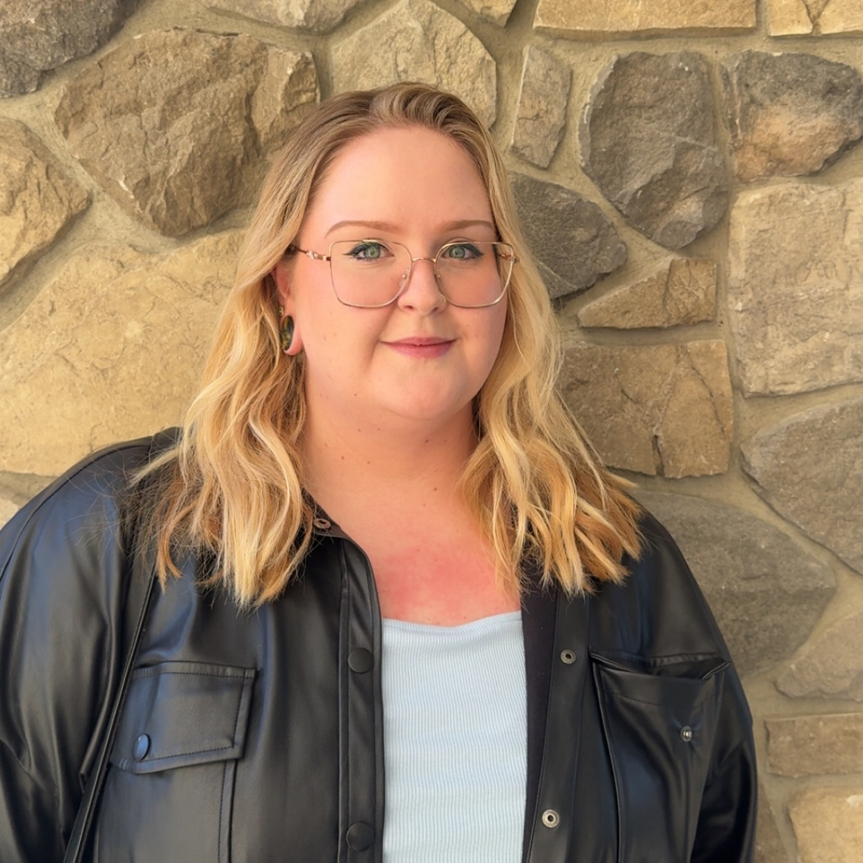 AB0C66B8-8424-48F4-A89F-21B15109F09E